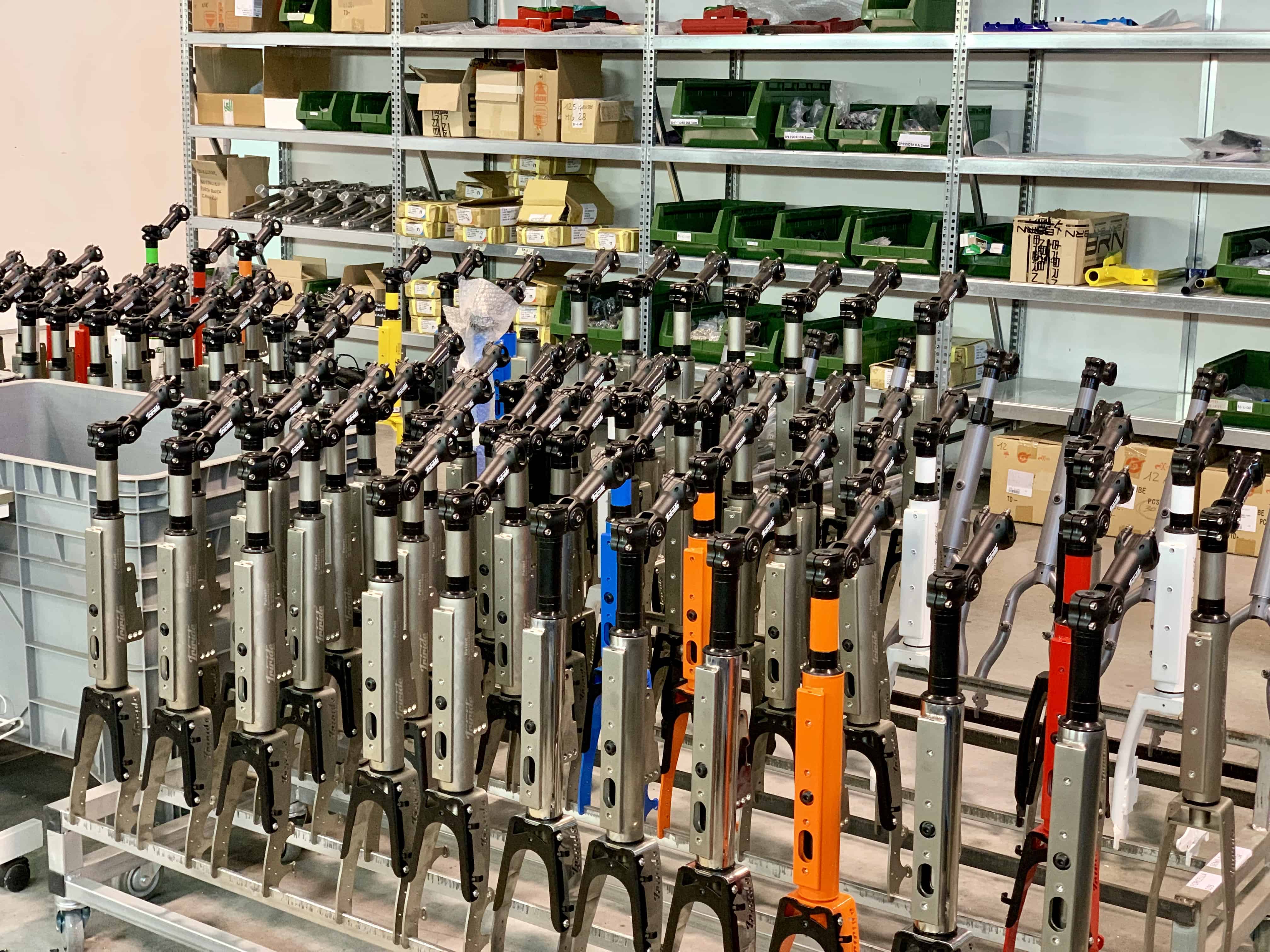 Produktionsbereite Triride-Rahmen in der Fertigung